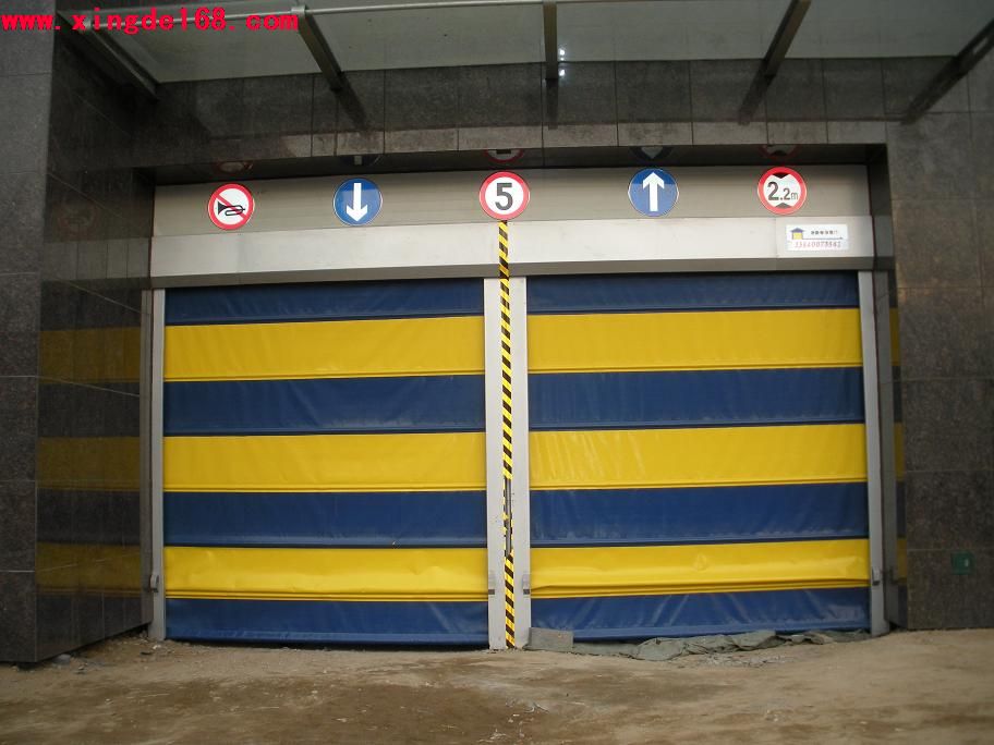 東莞堆積門(mén)