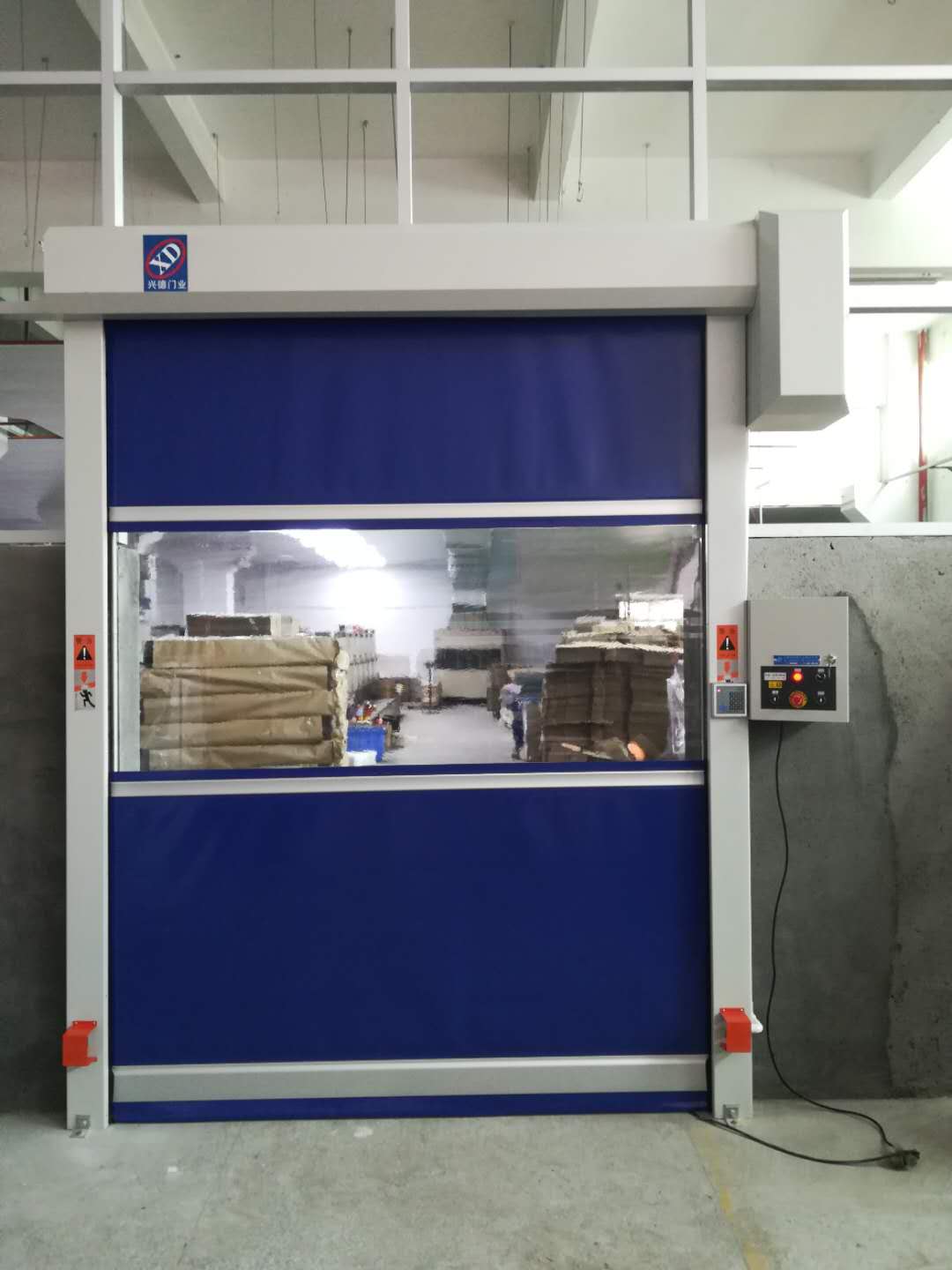 佛山高速卷簾門溫度過高的原因是什么？該如何呢？